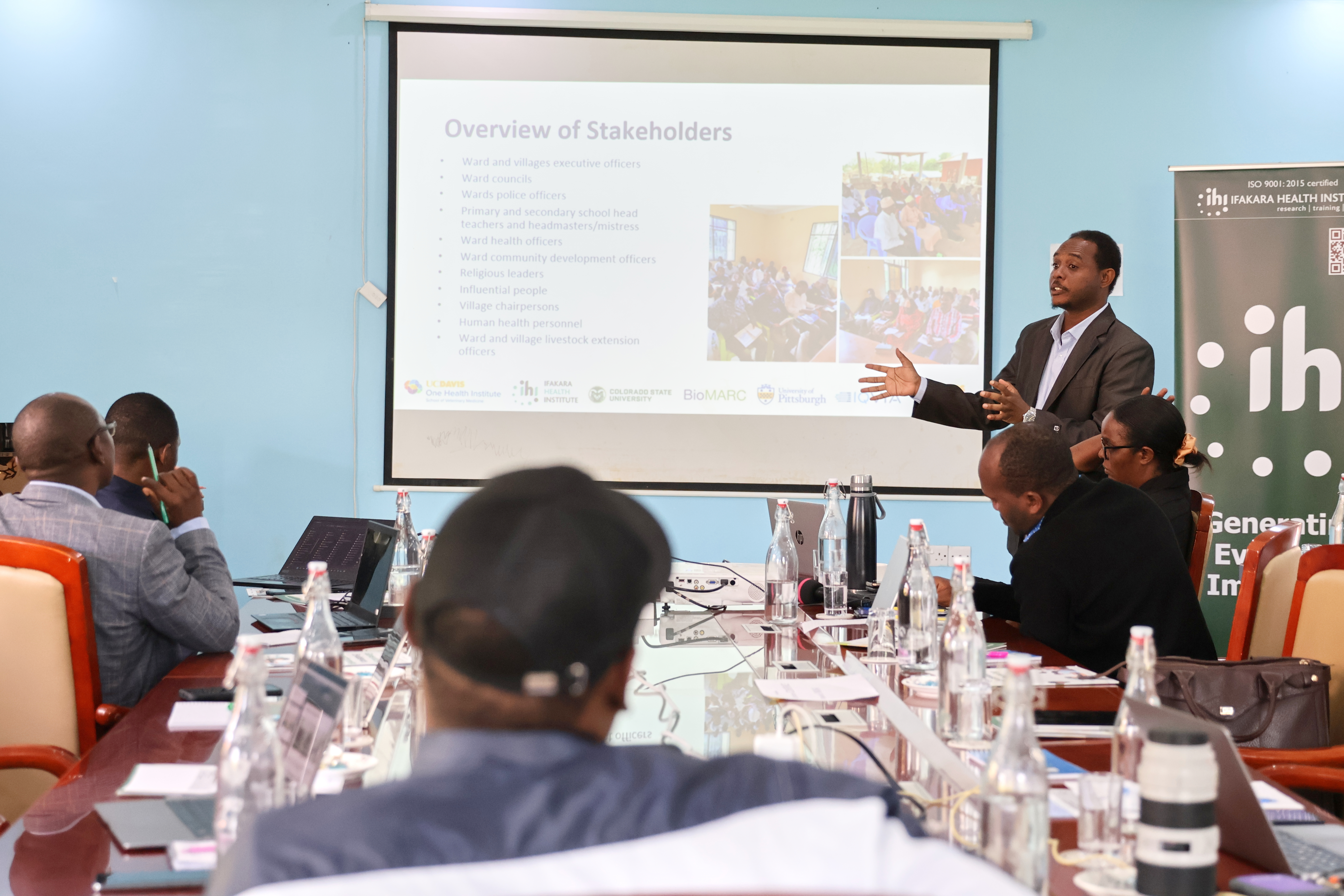 MEETING: Strengthening collaboration for combating human-animal infections
